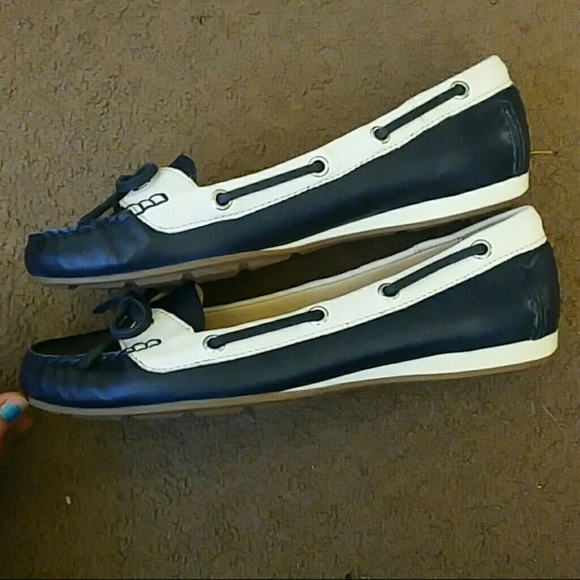 Cole Haan Boating Flats - Picture 4 of 4